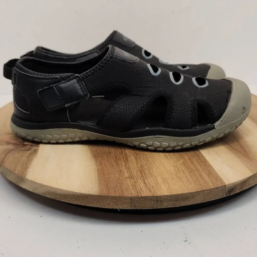 KEEN Stingray Mens Water Sandals Size 6 Black Gray